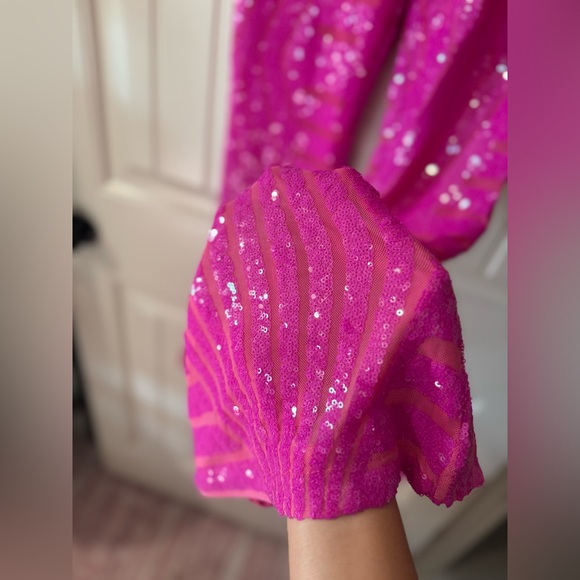 2/for $20 🪩 Hot Pink, Sparkly Sequins, High Waisted, Wide Leg Bell Bottoms - Picture 9 of 16